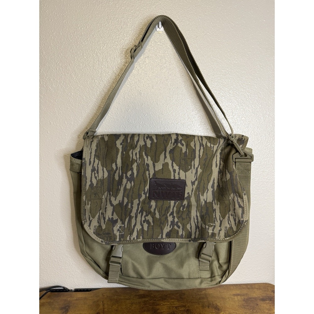 Boyt Camouflage Hunting Shoulder Bag Canvas Nylon Adjustable Strap Pockets